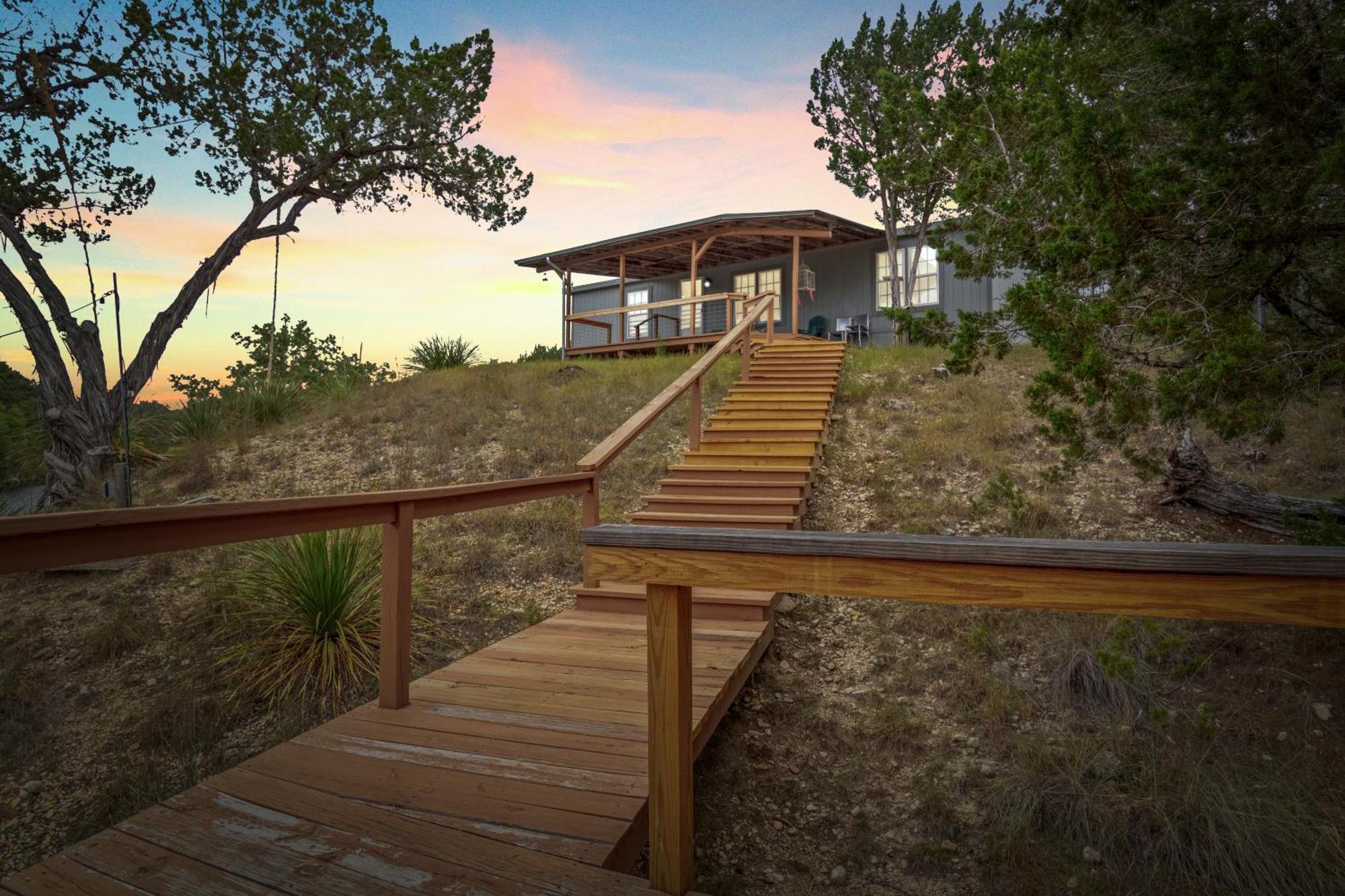 Hondo Creek Hideaway Otel Tarpley Dış mekan fotoğraf